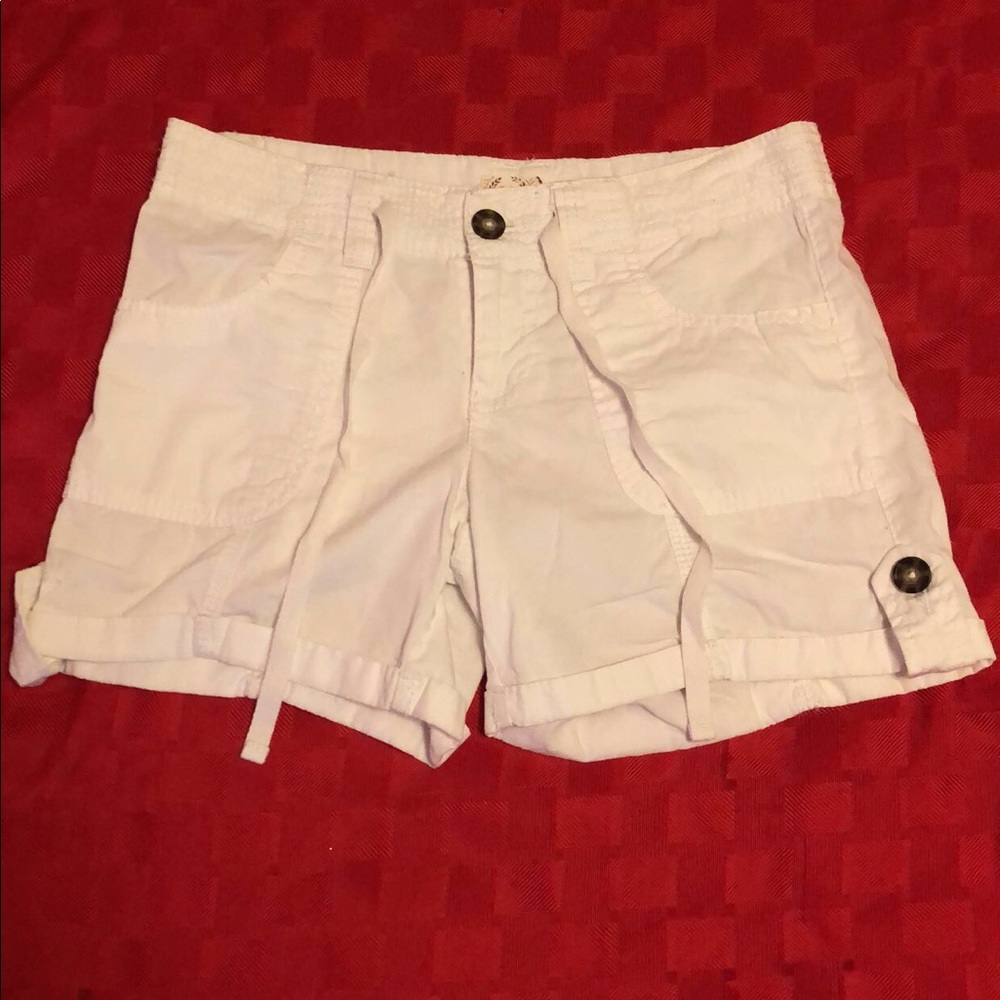 White shorts NEVER WORN